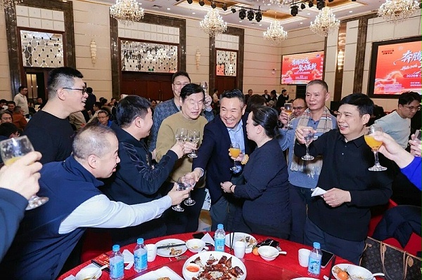 8ZOBO卓邦董事长张新峰：以技术破内卷，以服务筑根基｜ZOBO卓邦与行业共赴和鸣新程