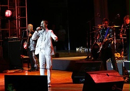 古典戏剧舞台音响造型与表演的关系