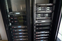 数字功放和模拟功放有什么区别，音质哪个好