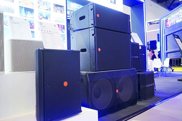 34展会日热度不减 亮点纷呈