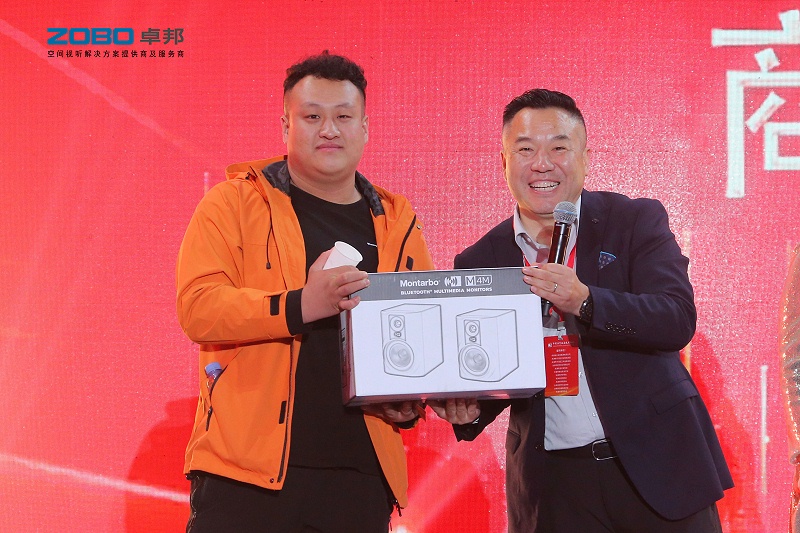 9倒相式全频音箱