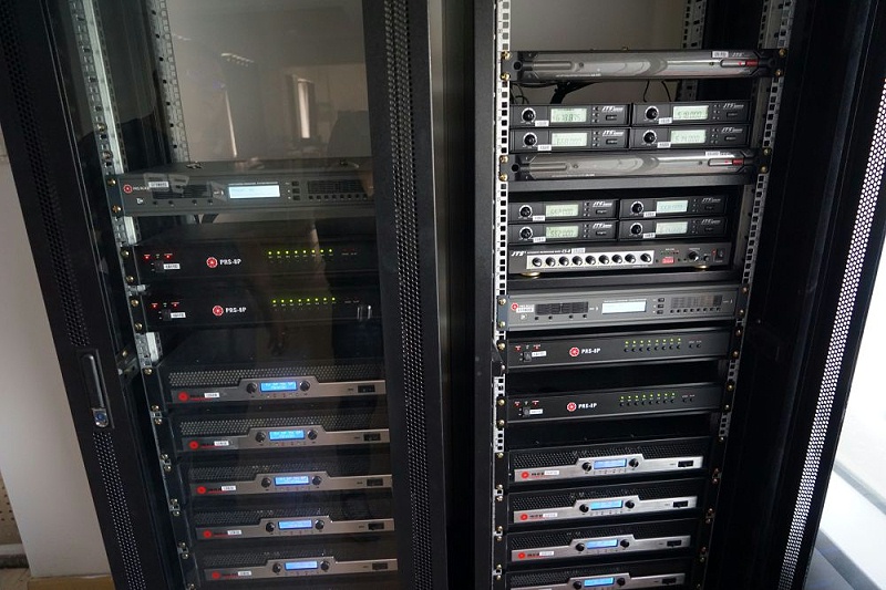 数字功放和模拟功放有什么区别，音质哪个好