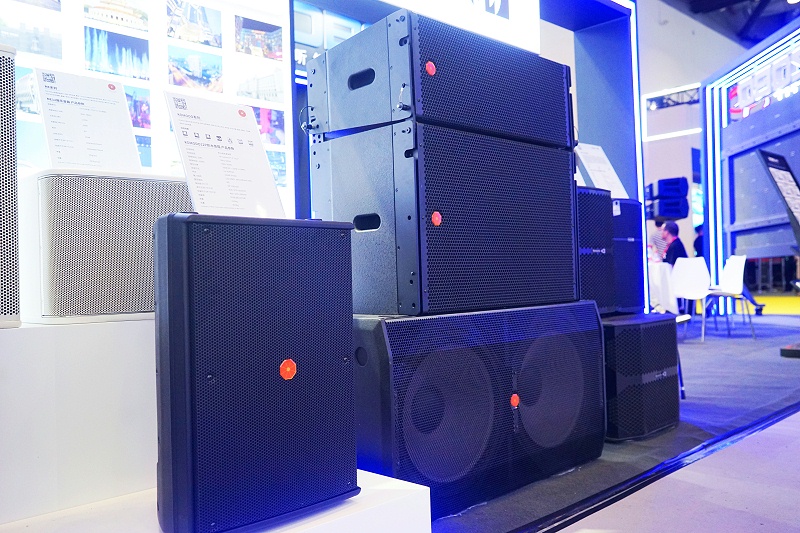 34展会日热度不减 亮点纷呈 34展会日热度不减 亮点纷呈