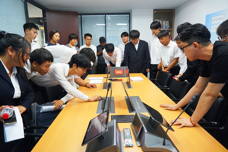 14校企合作 走进职场 协同育人丨欢迎北京市经贸技术学校师生来ZOBO卓邦参观学习