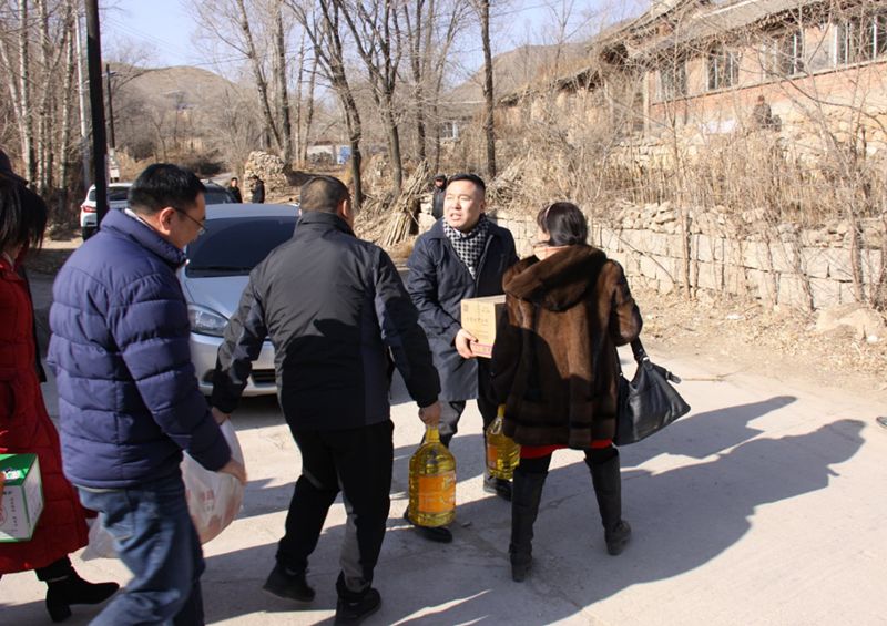 6爱照涞源，ZOBO卓邦党支部寒冬送暖扶贫活动