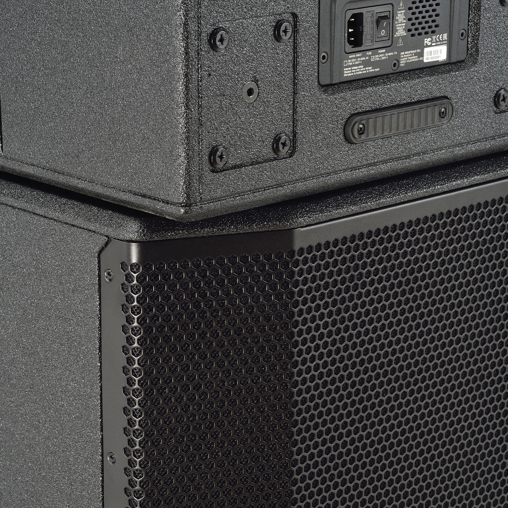 意大利Montarbo蒙特宝音响R系列R18S有源低音扬声器 意大利Montarbo蒙特宝音响R系列R18S有源低音扬声器